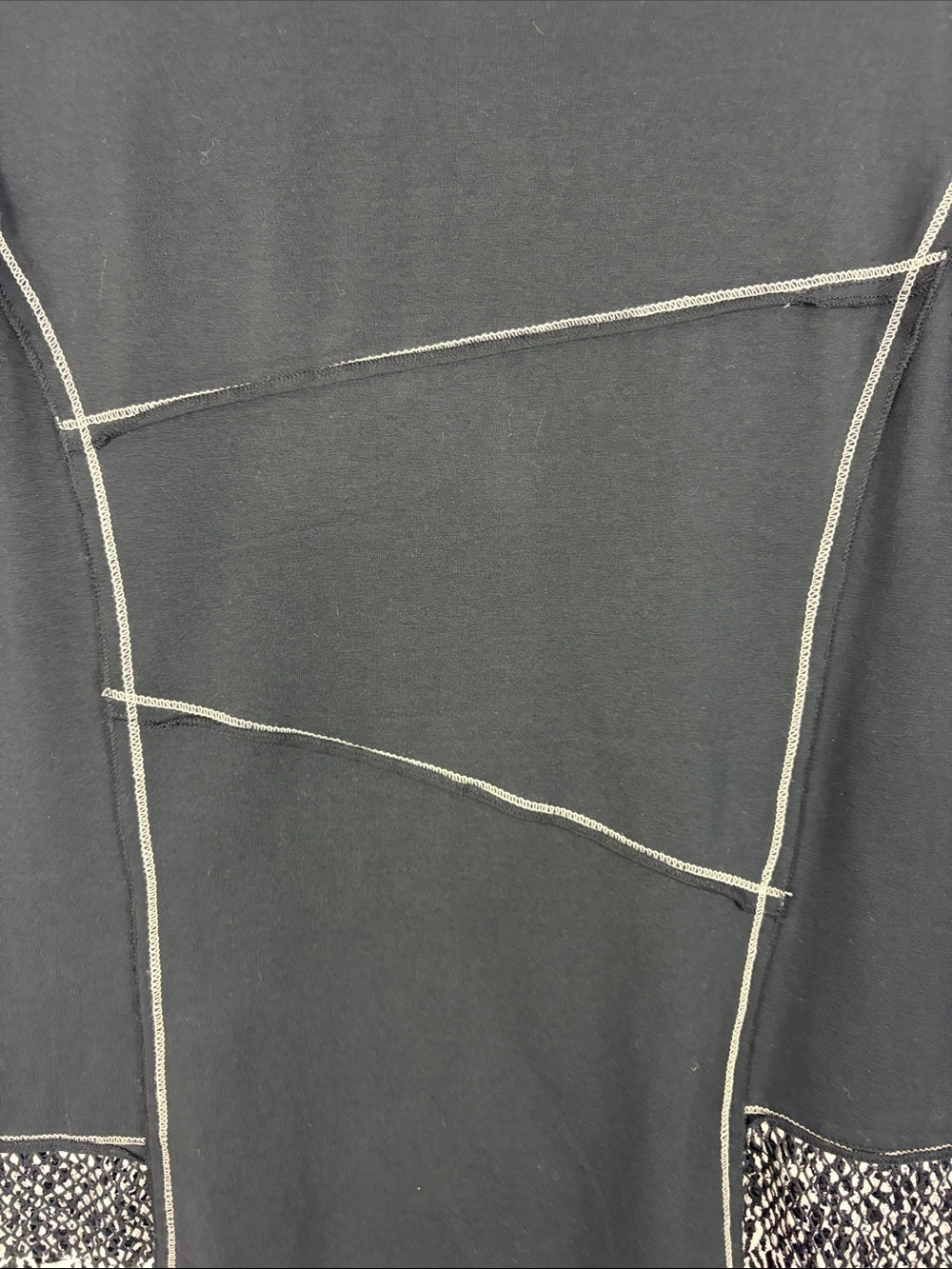 Dolcezza Black Button Front Sleeveless Tunic Vest Top Mesh & Abstract Print - Picture 13 of 13